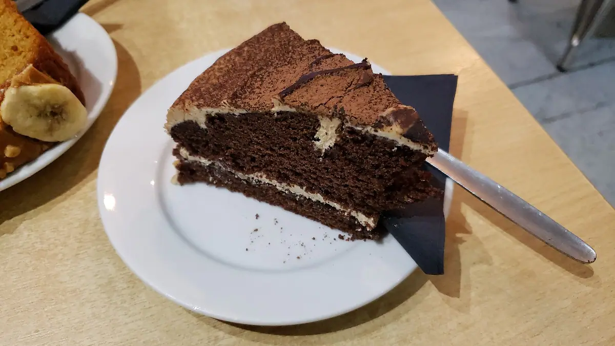 Cakefield Cakes Tea Room – cake shop in Pleasley Hill, Mansfield Woodhouse