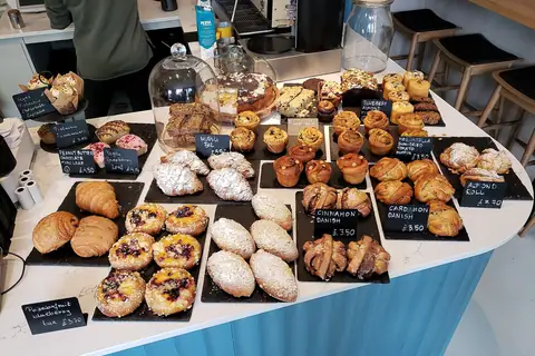 Cakefield Cakes Tea Room photo 2